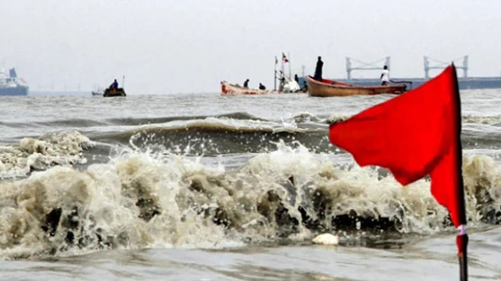 সাগরে নিম্নচাপ, চার সমুদ্রবন্দরে সতর্কসংকেত জারি ছবি: সংগৃহীত।